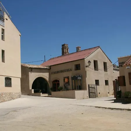 Guest house Elvira Gratallops